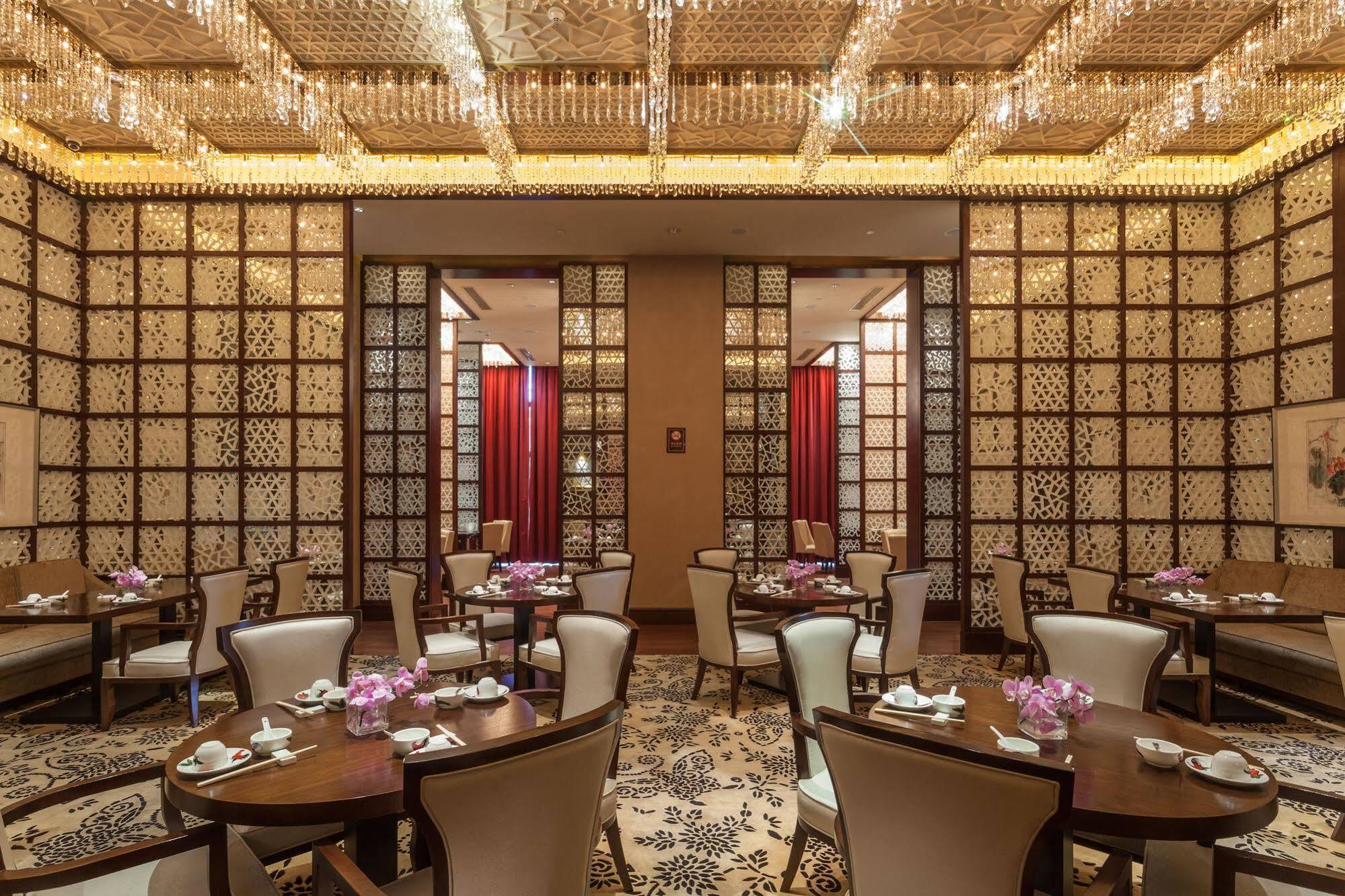 Holiday Inn Guangzhou Airport Zone Экстерьер фото