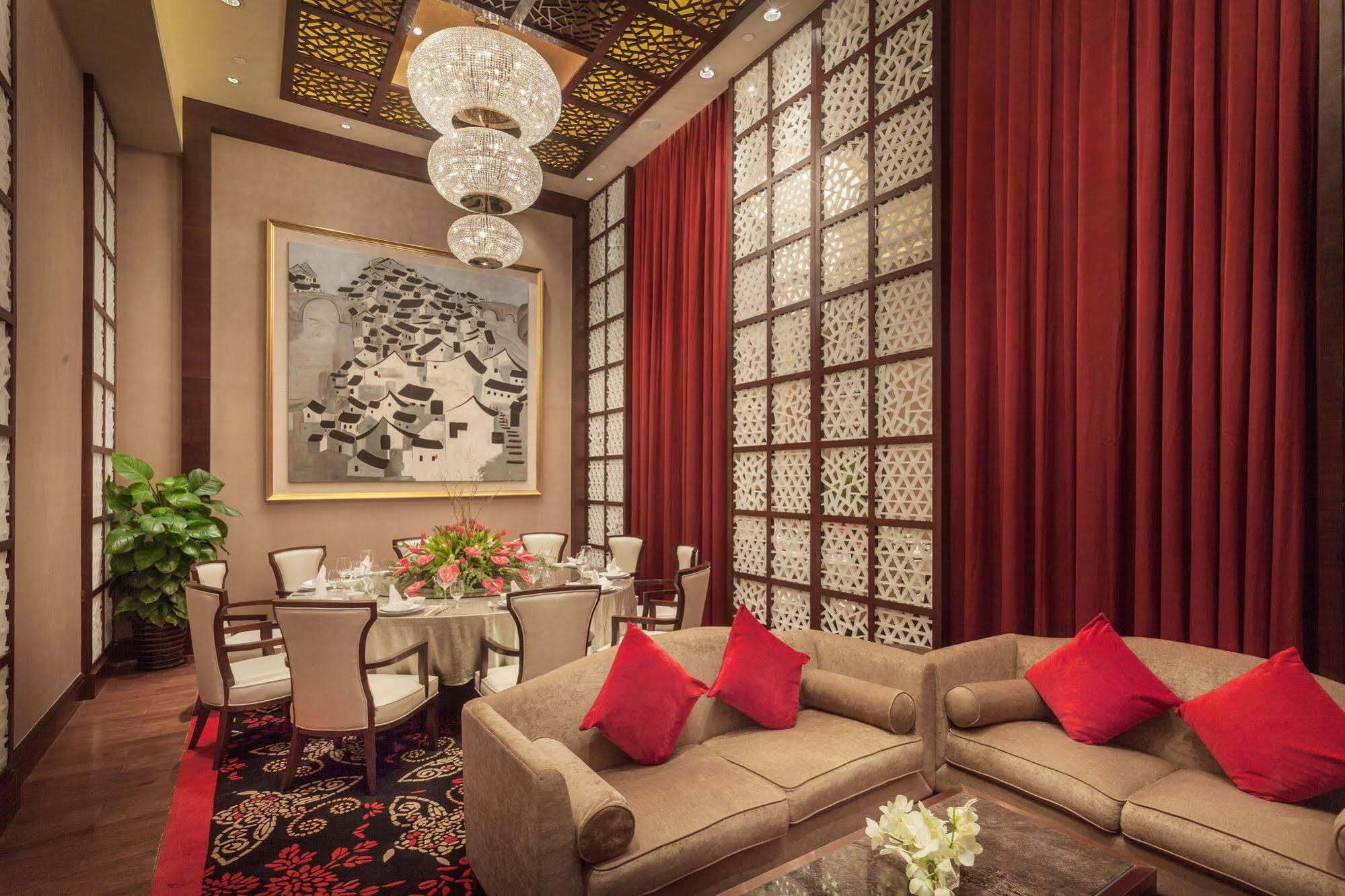 Holiday Inn Guangzhou Airport Zone Экстерьер фото
