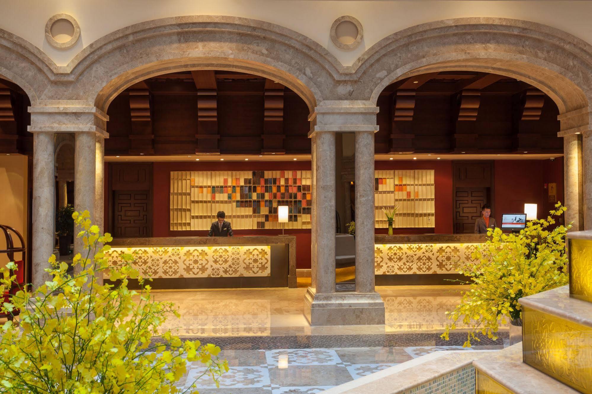 Holiday Inn Guangzhou Airport Zone Экстерьер фото