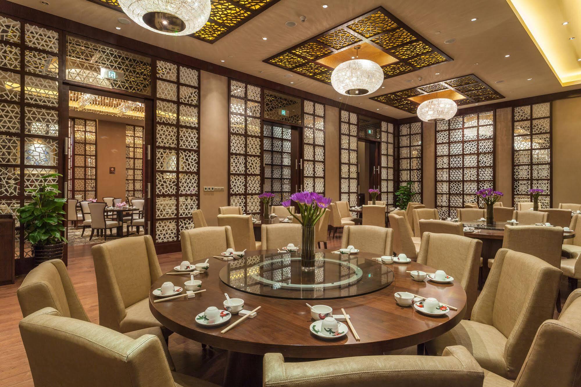 Holiday Inn Guangzhou Airport Zone Экстерьер фото
